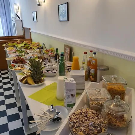 Seestern בית הארחה *